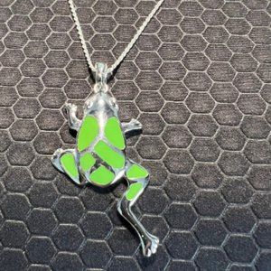 Frog Necklace Green and Silver Made of Sterling Silver